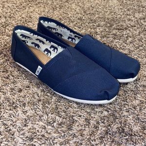 TOMS womens 9.5